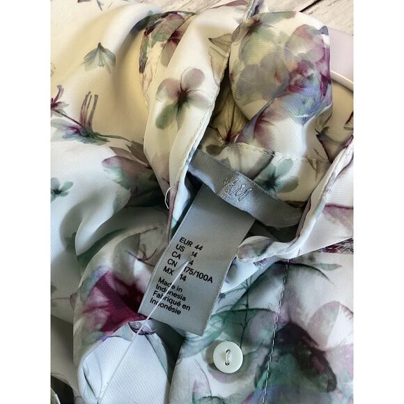 H&M Floral Print Ruffled Bow Blouse Top - Picture 3 of 3